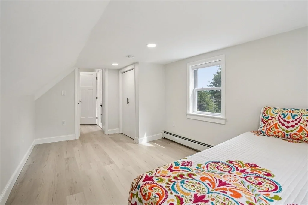 Photo of 44 Richardson Corner Rd