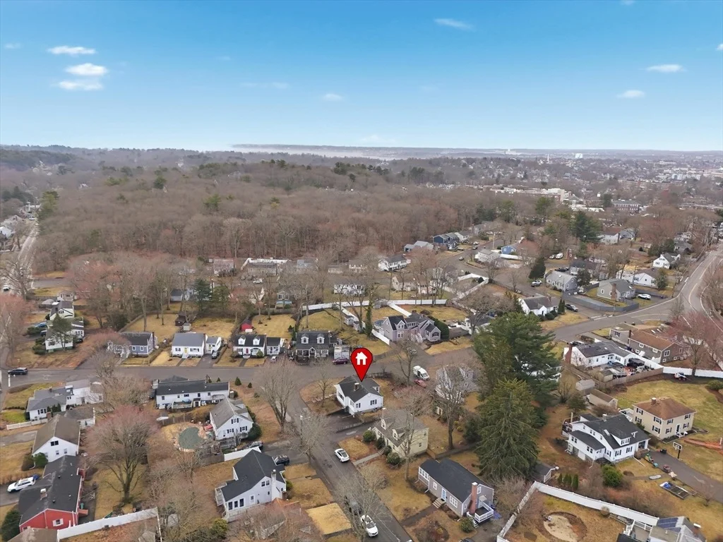 Photo of 9 Pinewood Ave
