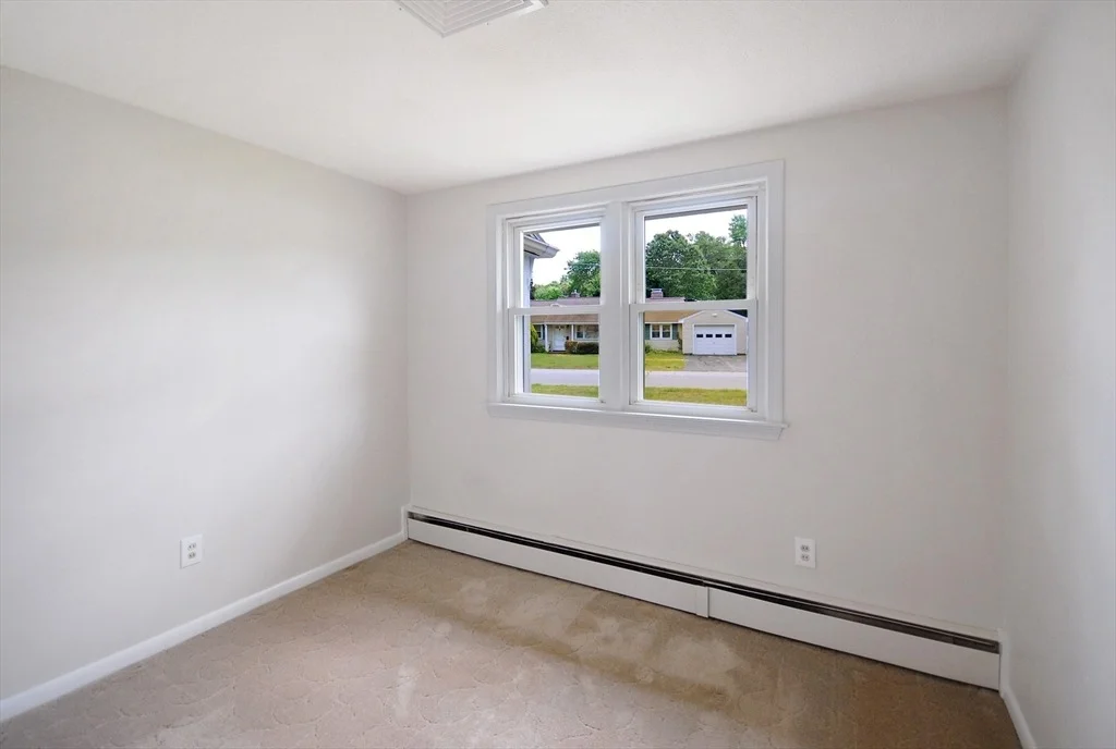 Photo of 12 Reo Rd