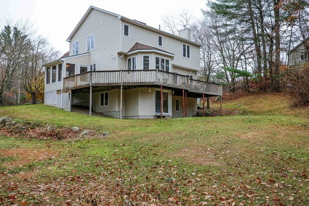 Photo of 51 Sheffield Dr