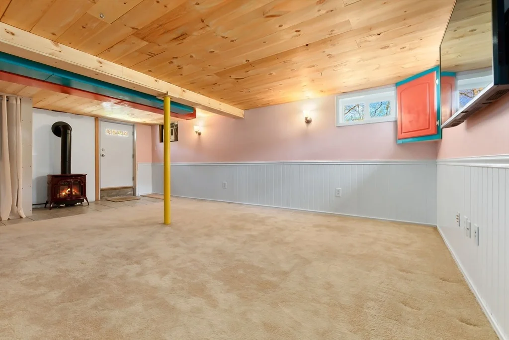 Photo of 6 Ashcroft Cir