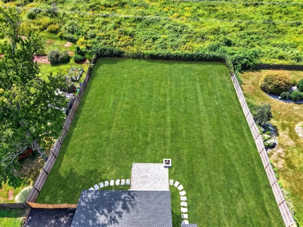 Photo of 28 Fieldstone Dr