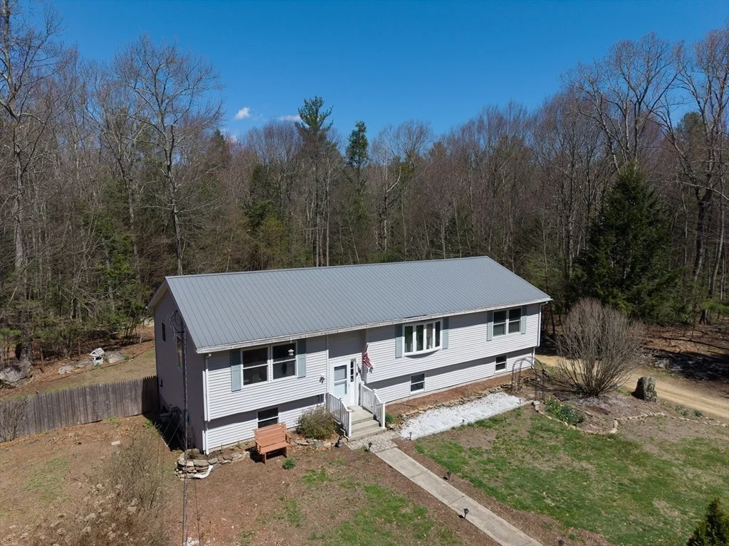 Photo of 2266 Old Turnpike Rd