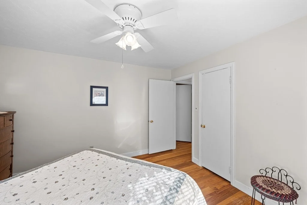 Photo of 16 Thornton Rd
