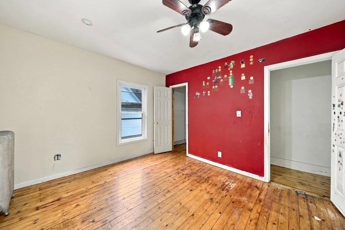 Photo of 30 Myrtle Ave