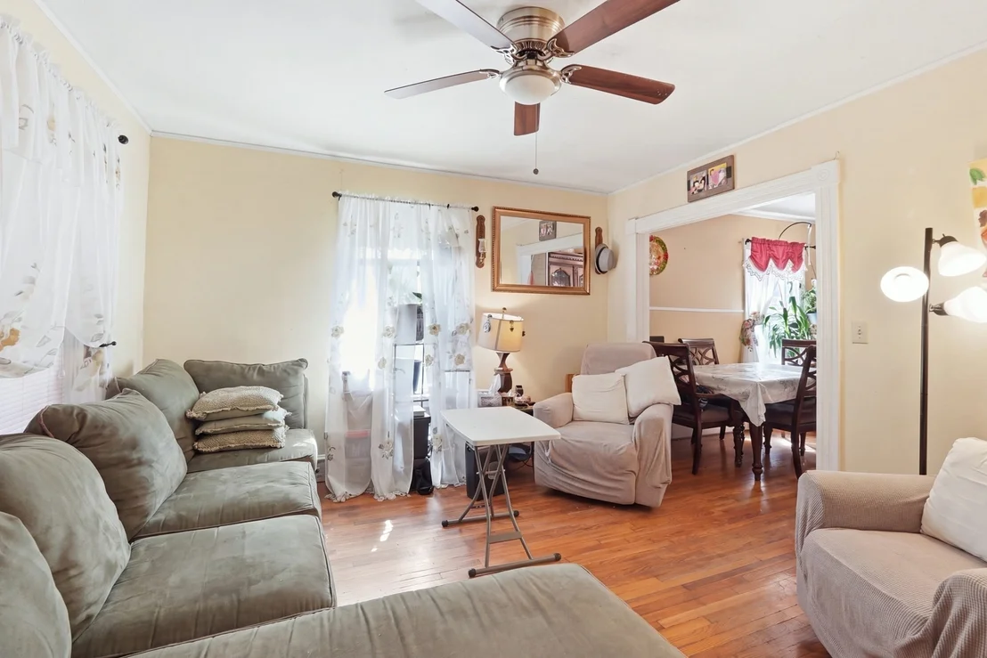 Photo of 95 Cedar St