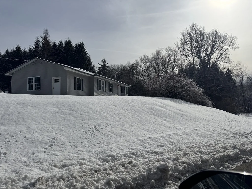 Photo of 31 Strowbridge Road