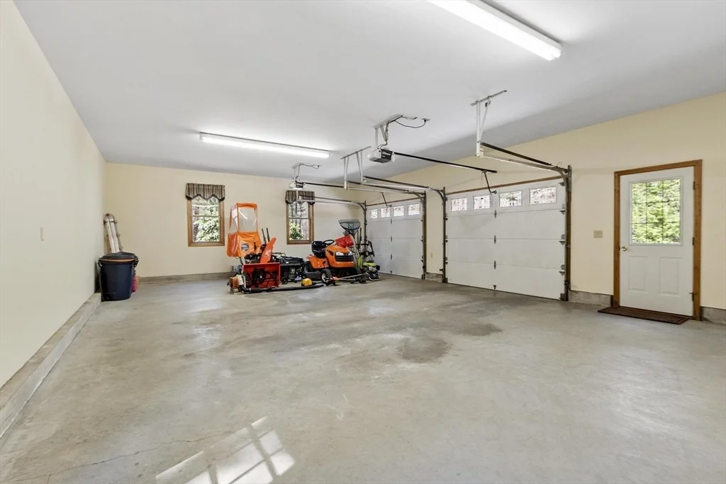 Photo of 188 Drew Blvd