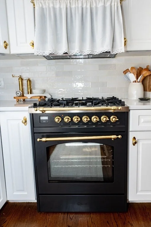 Photo of 1 Debrah Ln