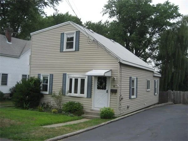 Photo of 6 Shortell Ave