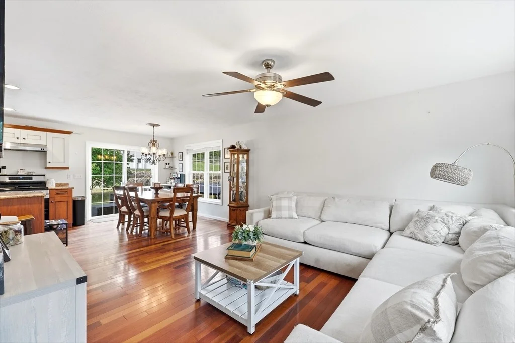 Photo of 341 Primrose Hill