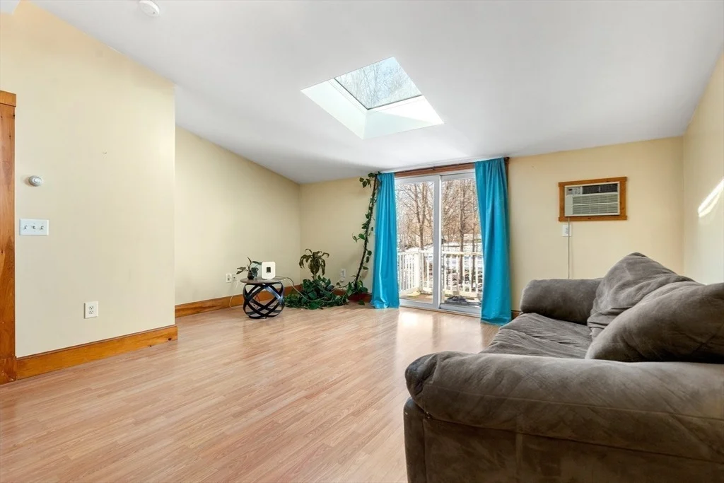 Photo of 37 Blaney Avenue