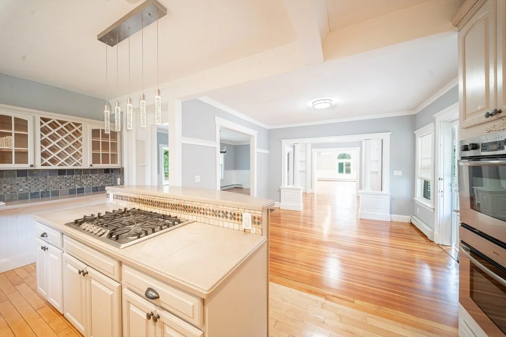 Photo of 34 Dewey Ave