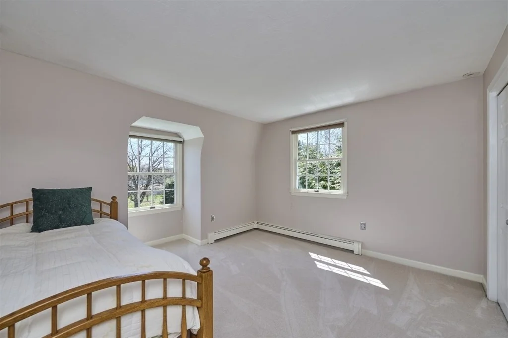Photo of 70 Harrington Rd