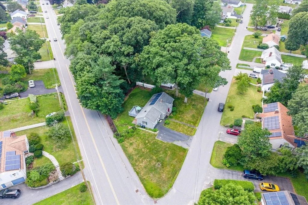 Photo of 1 Melba Ave