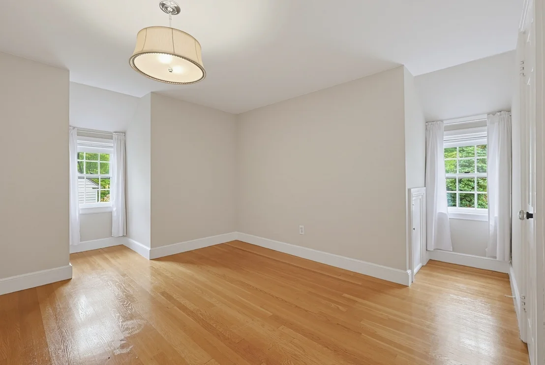 Photo of 28 Drury Ln