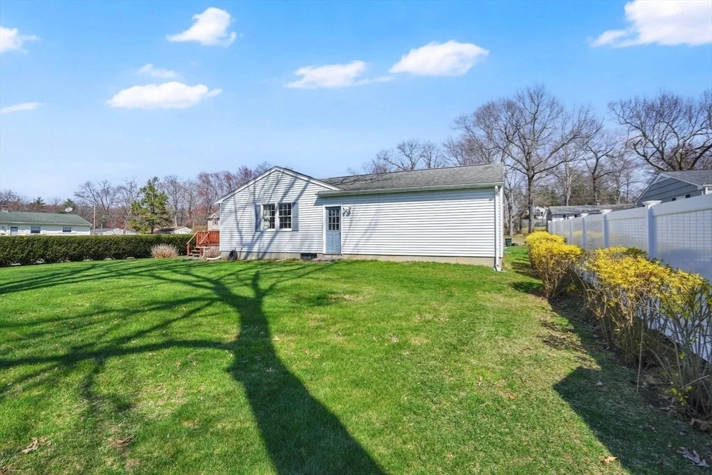 Photo of 142 Louis Rd
