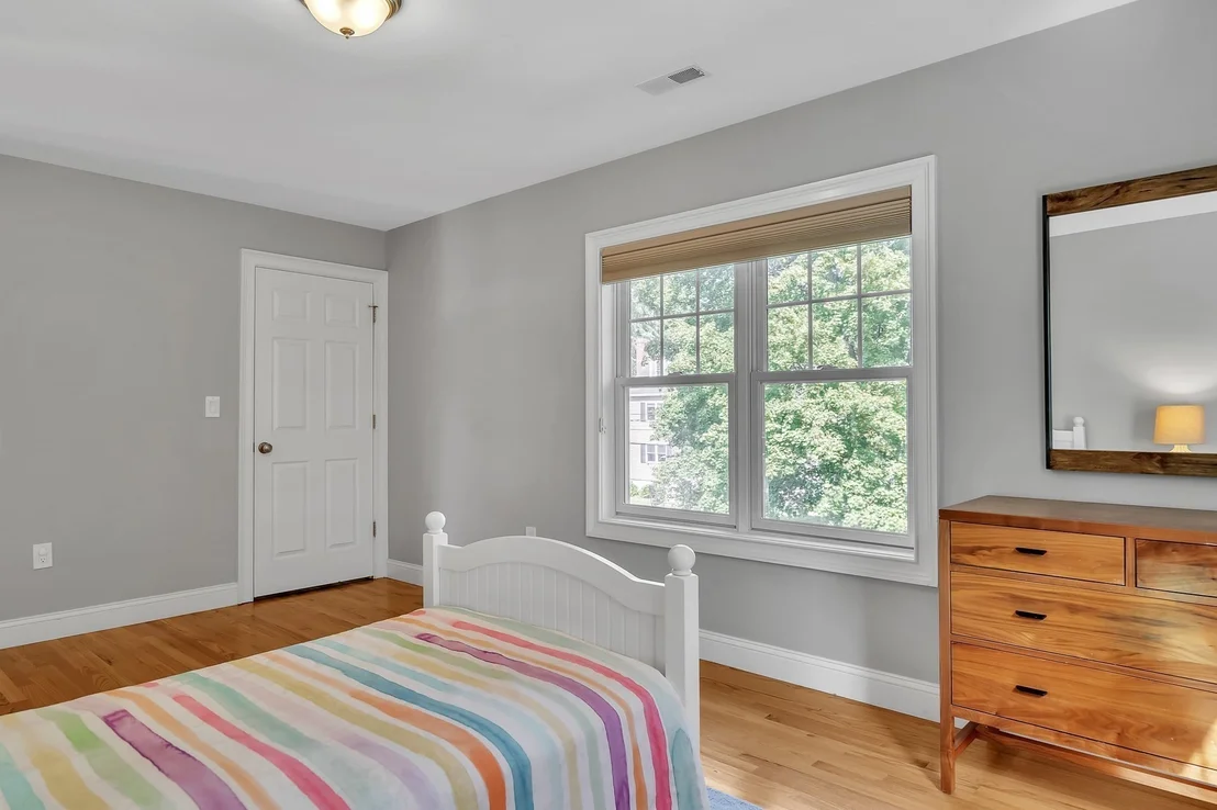 Photo of 39 Arcola St