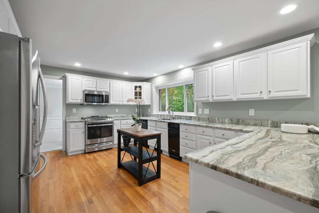 Photo of 10 Fieldstone Way