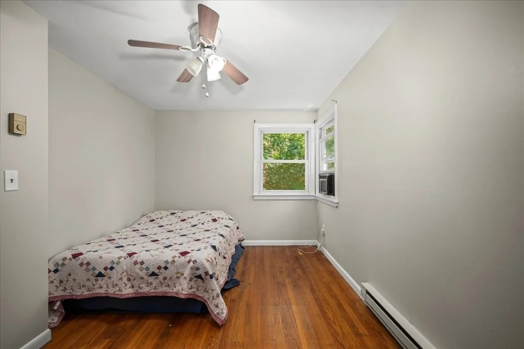 Photo of 237 Boston Rd