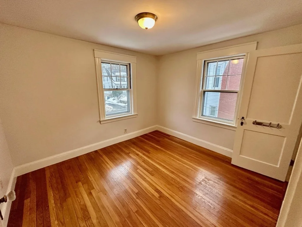 Photo of 27 Spring St
