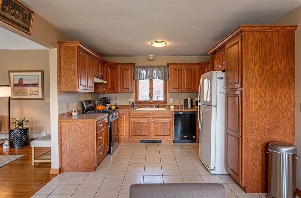 Photo of 3 Deerfield Ln
