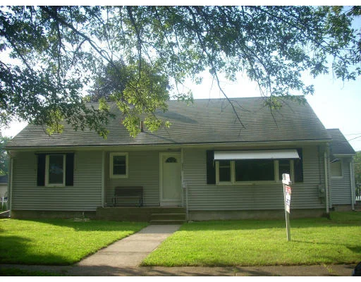 Photo of 2015 Oak Street