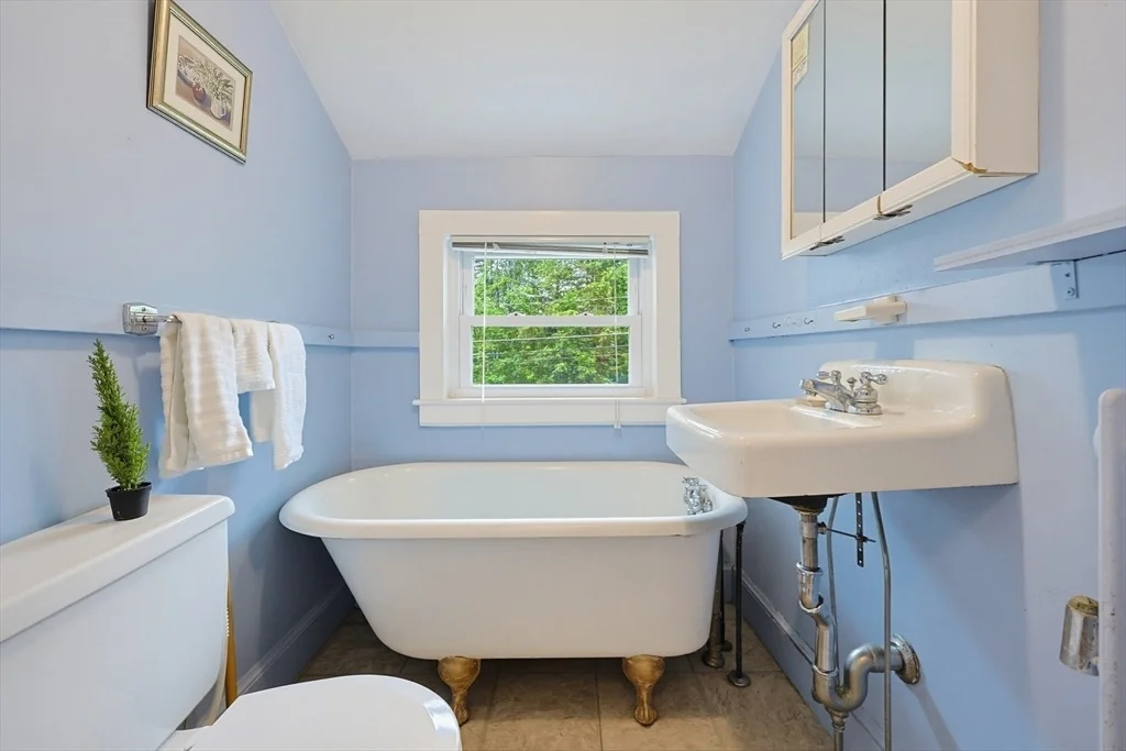 Photo of 602 Elm St.