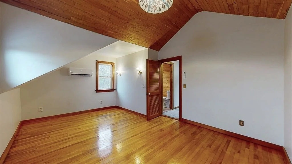 Photo of 86 Saint Nicholas Ave