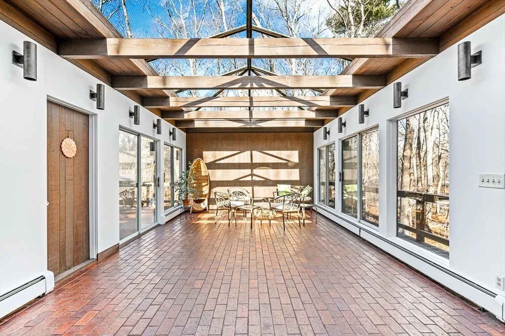 Photo of 32 Indian Ridge Rd