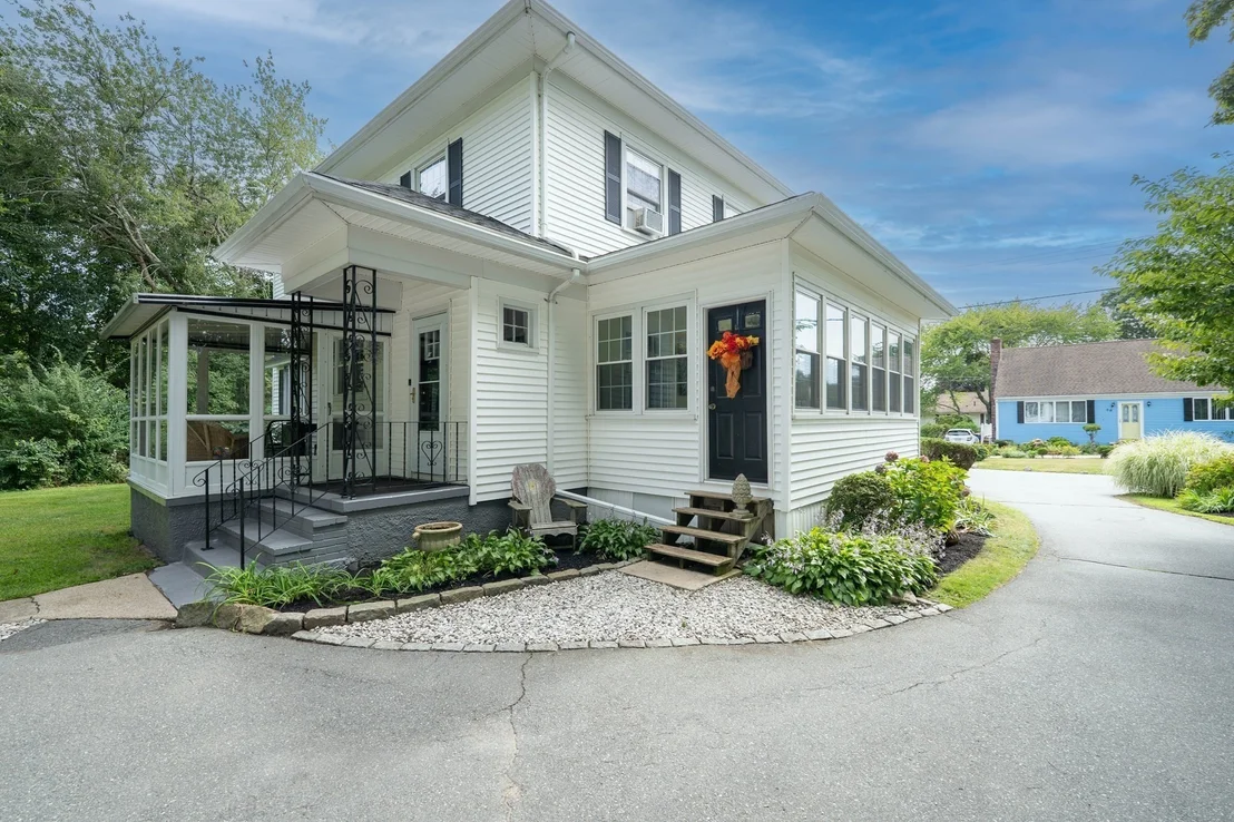 Photo of 55 Akin St