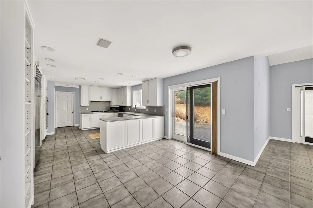 Photo of 84 White Birch Way