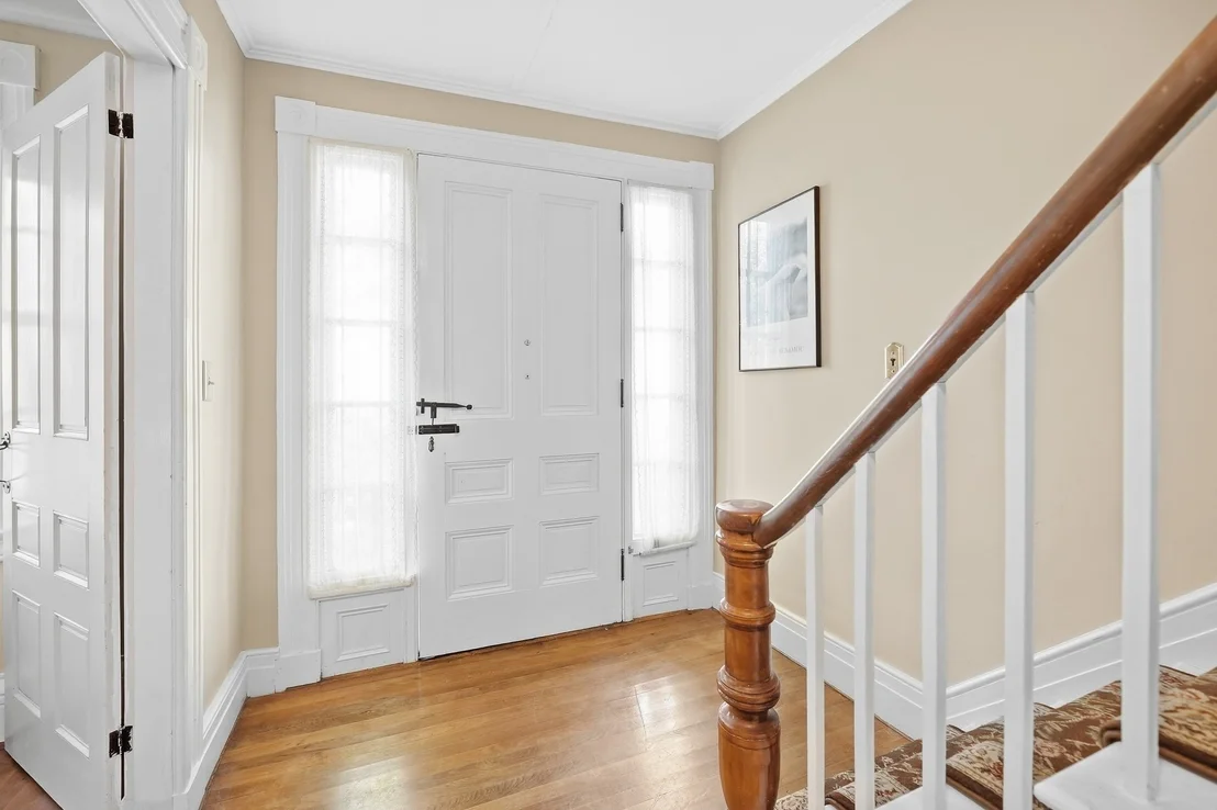 Photo of 84 Maple Street