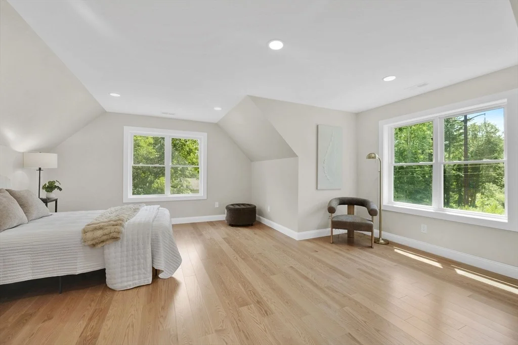 Photo of 139 Middle Rd