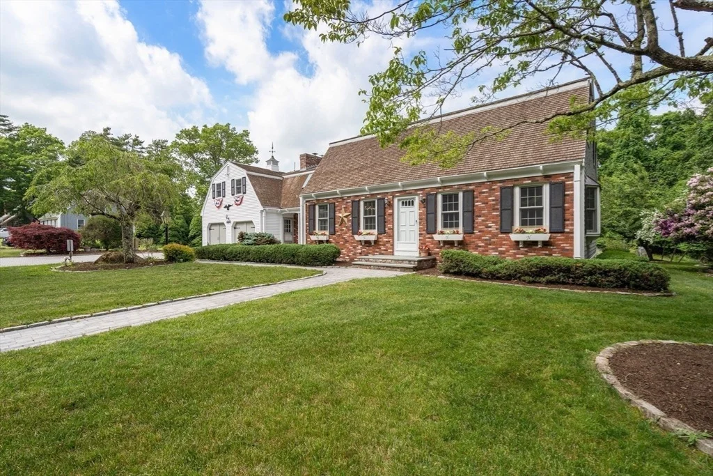 Photo of 468 Delano Rd