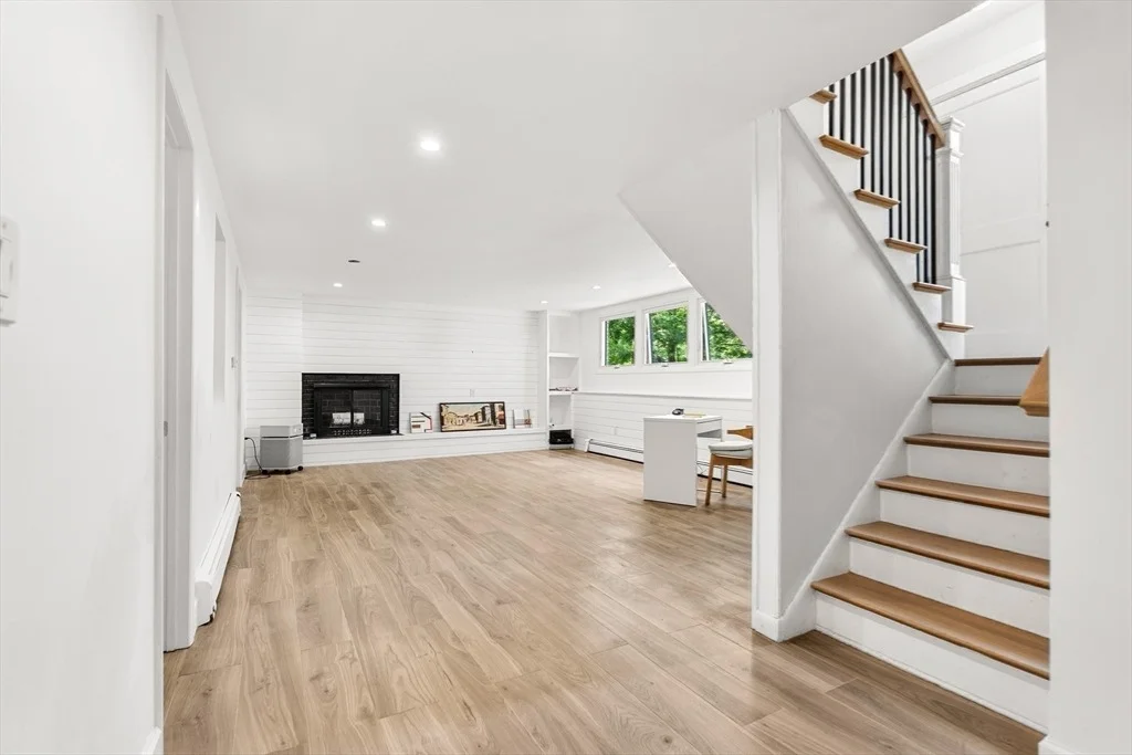 Photo of 20 Parsons Dr.