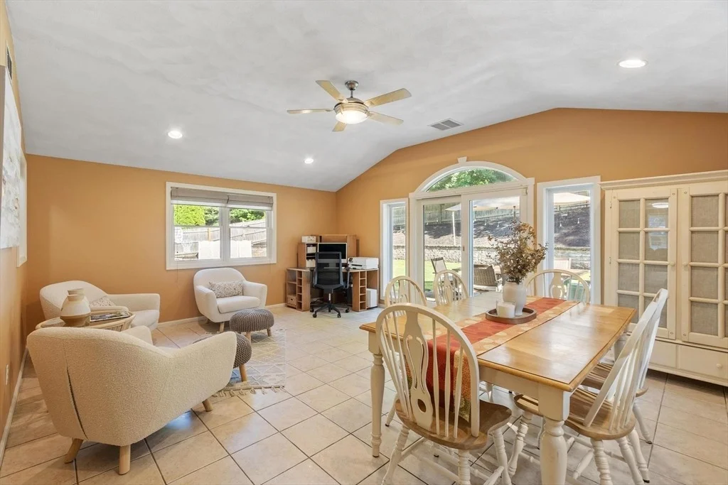 Photo of 9 Brookbridge Rd