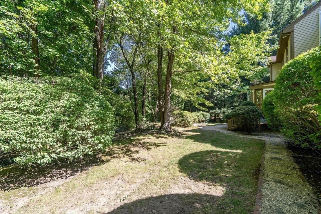 Photo of 9 Solomon Pierce Rd