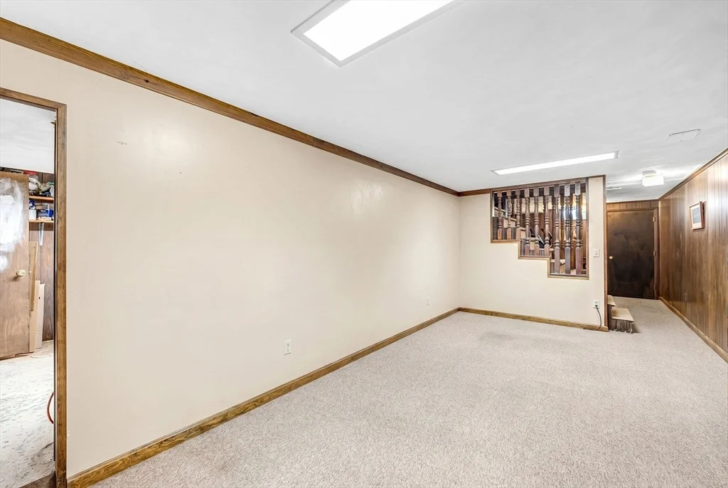 Photo of 6 Brookmont Dr