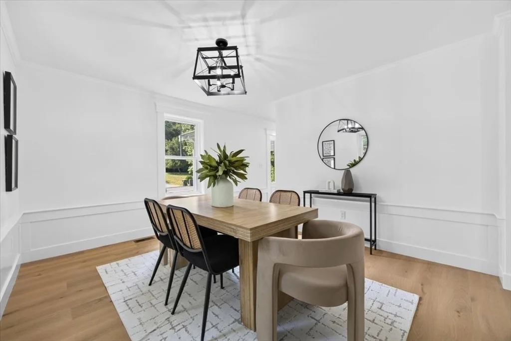 Photo of 25 Lynn St