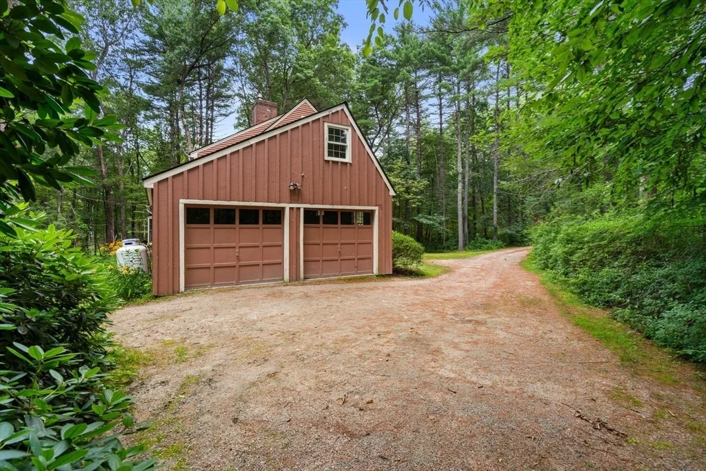 Photo of 124 Raddin Rd