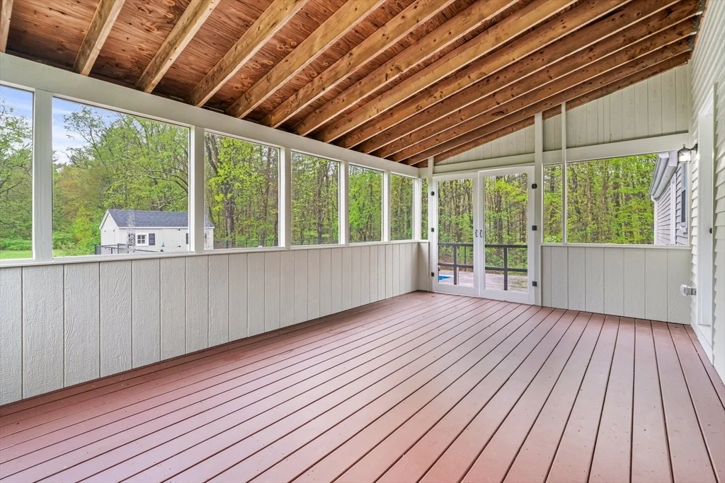 Photo of 118 Oakham Rd