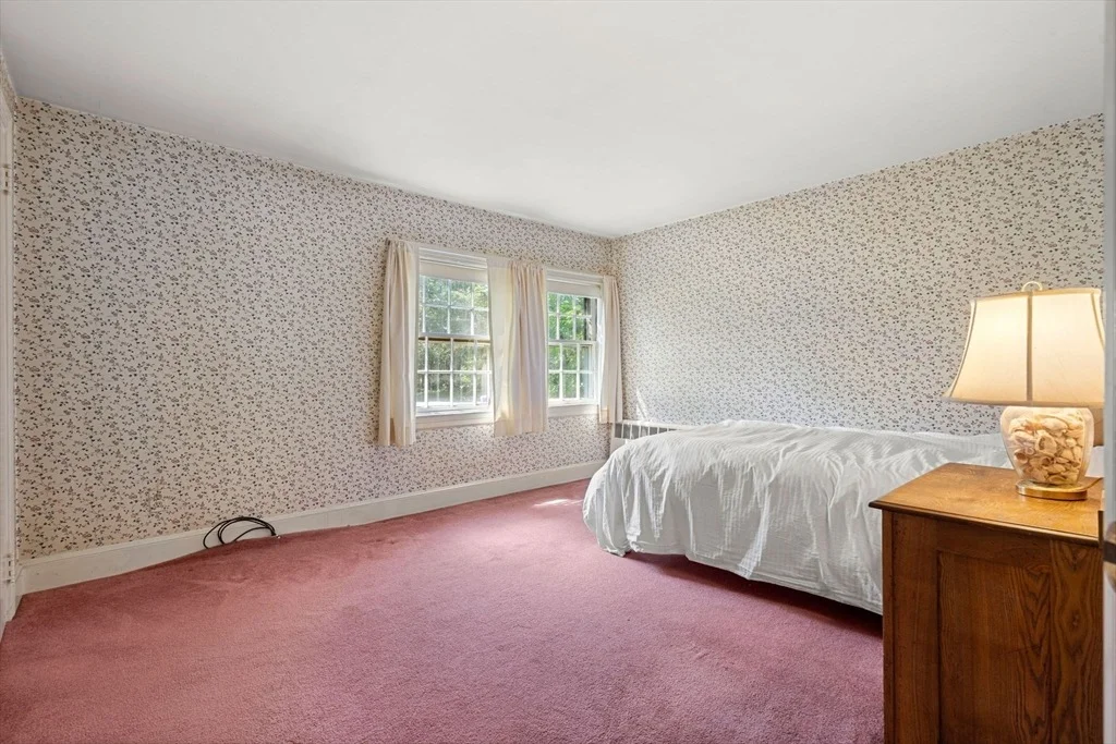 Photo of 10 Maple St