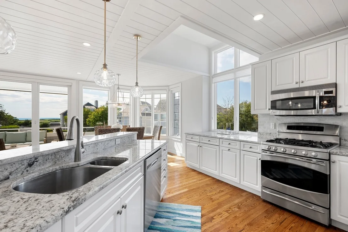 Photo of 122 Shore Drive West