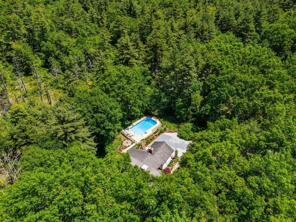 Photo of 153 Raddin Rd