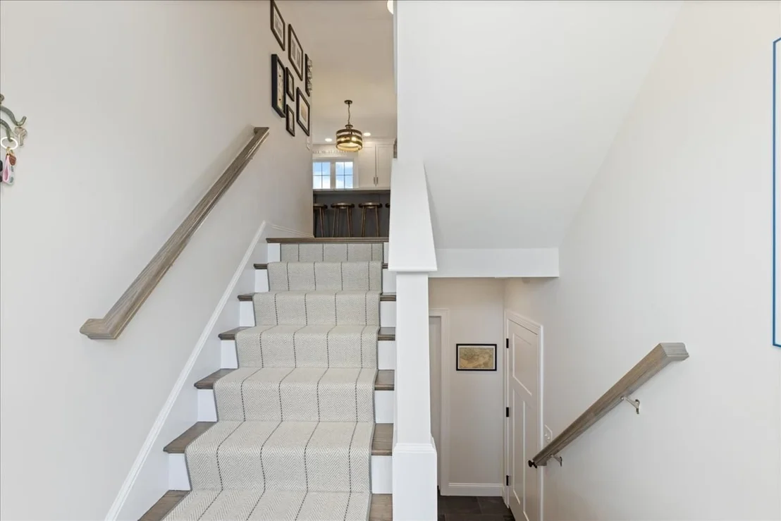 Photo of 59 Riverview Ave