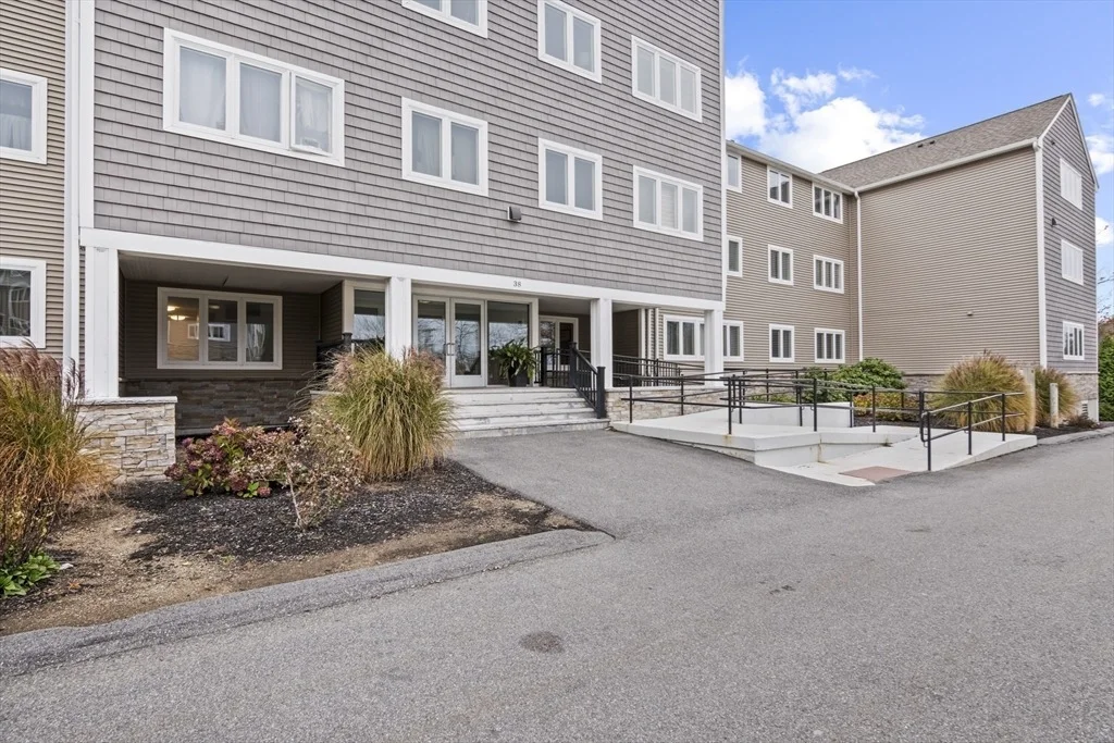 Photo of Unit 201 at 38 Dunham Road