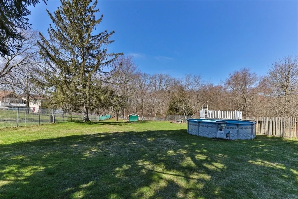 Photo of 112 King St
