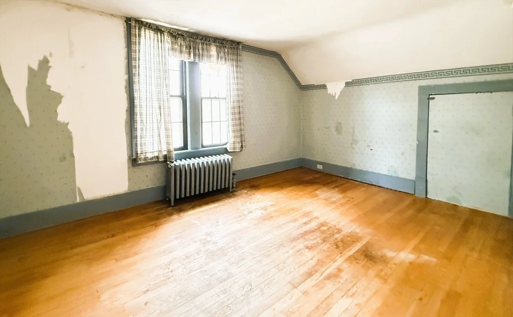 Photo of 4 Gareau Ave