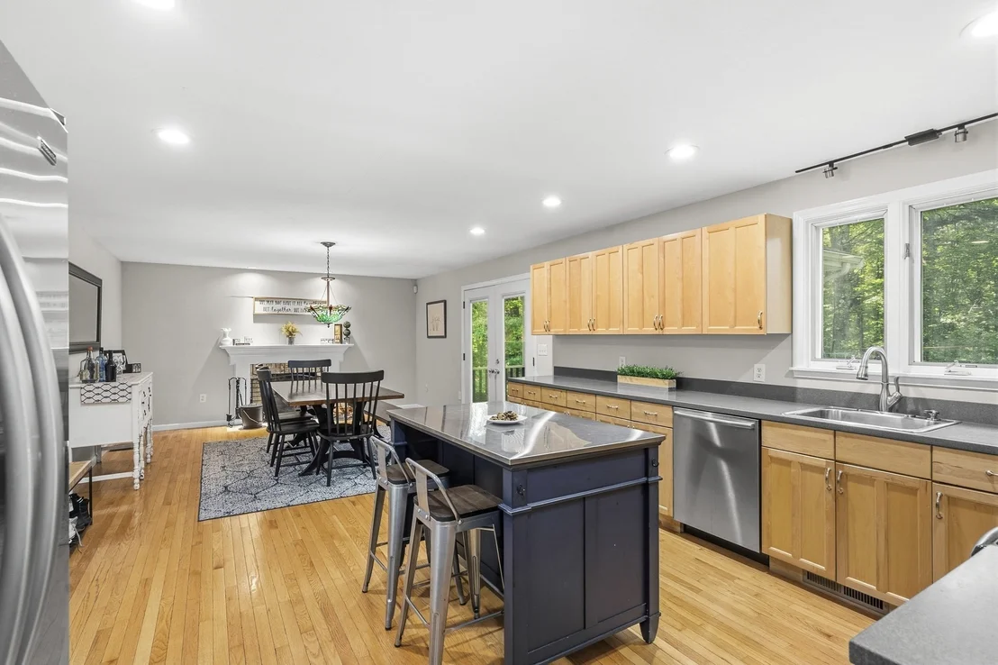 Photo of 37 Phyllis Rd